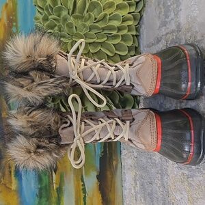 SOREL Women's Joan of Arctic Waterproof Boot